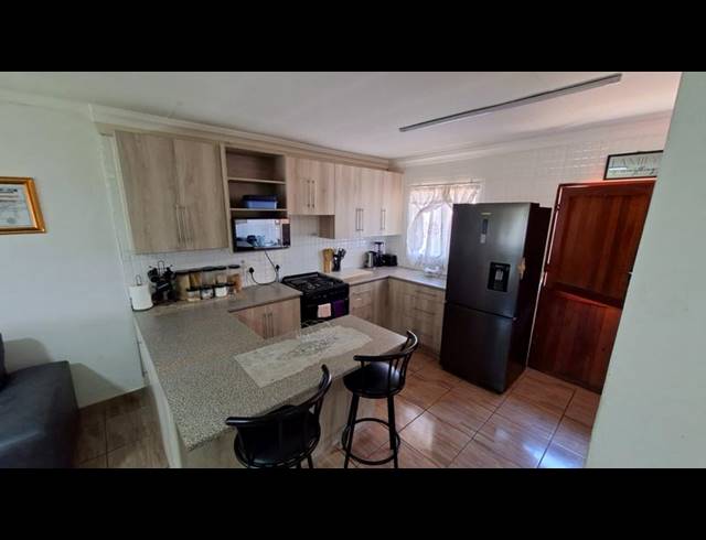 3 BEDROOM HOUSE FOR SALE IN CLAREMONT